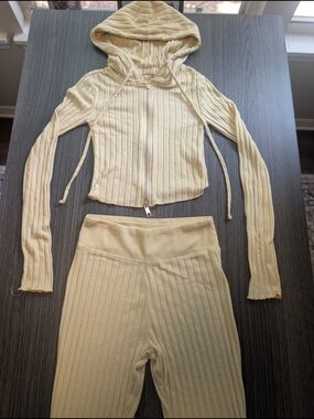 Ribbed Hoodie & Lounge Pants Set